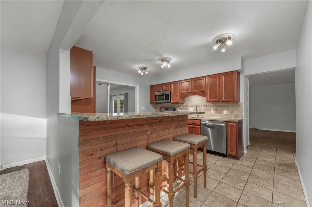 318 Bellaire Road Avon Lake OH 44012