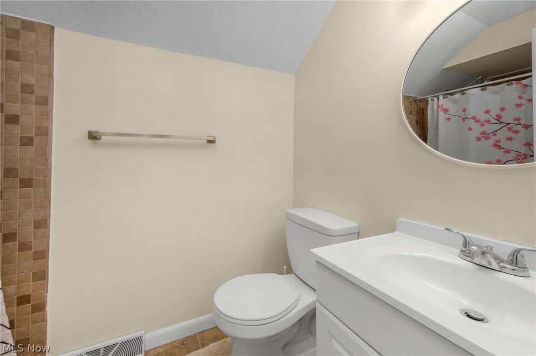 318 Bellaire Road Avon Lake OH 44012
