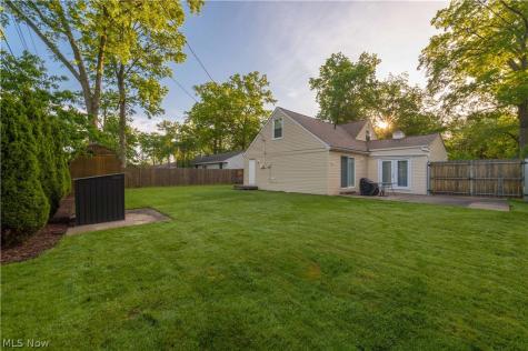 318 Bellaire Road Avon Lake OH 44012