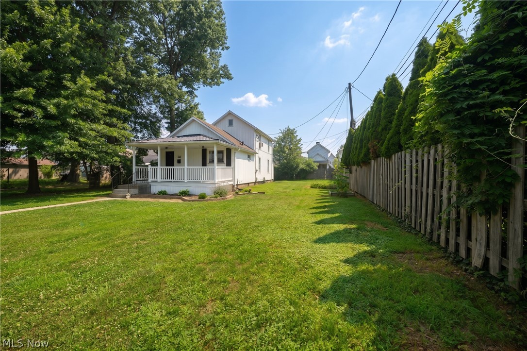 368 4th Drive NW New Philadelphia OH 44663