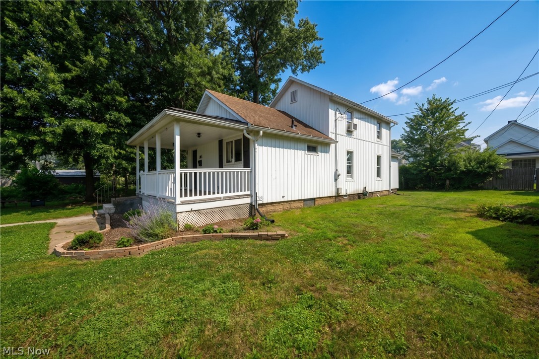 368 4th Drive NW New Philadelphia OH 44663