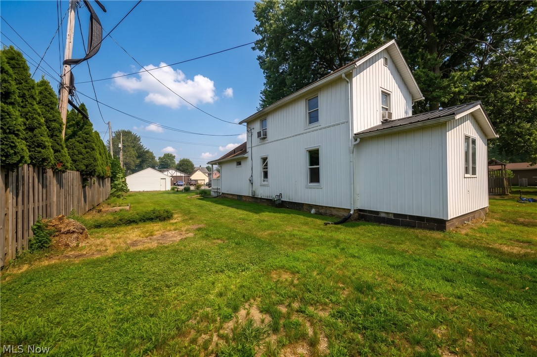 368 4th Drive NW New Philadelphia OH 44663