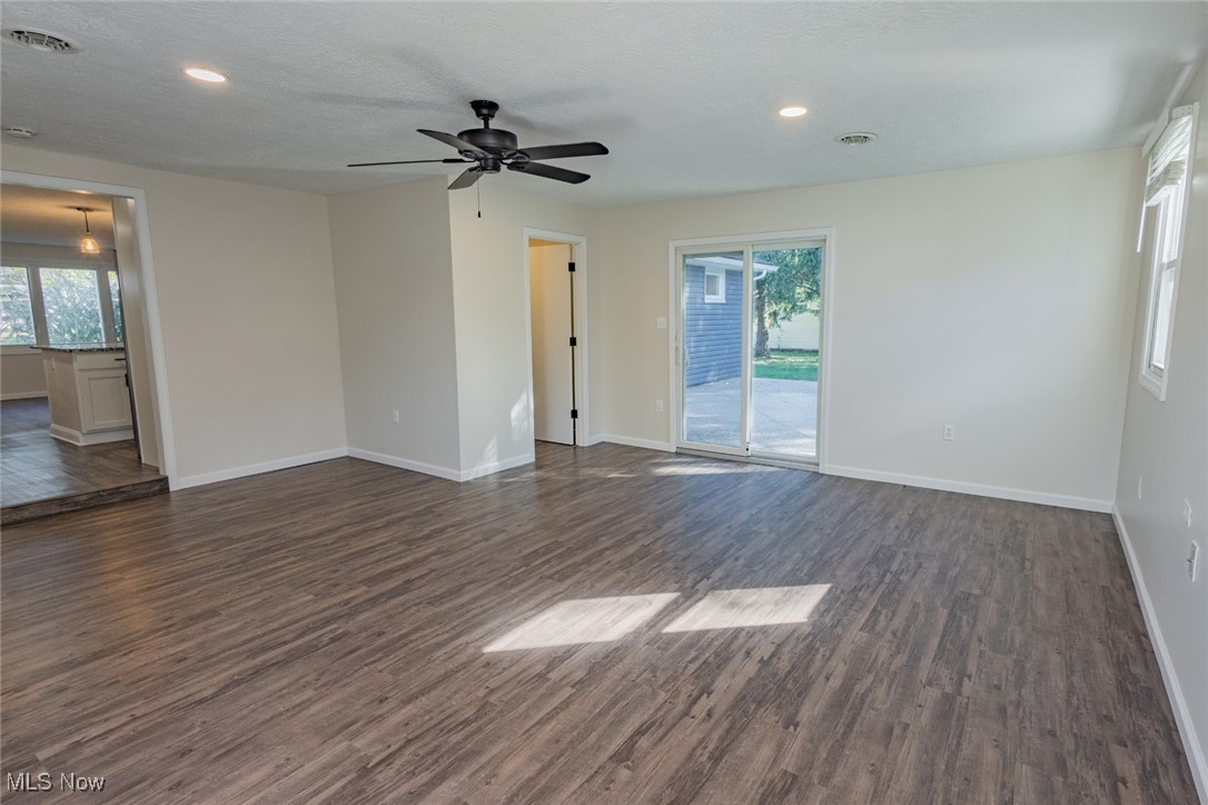 1932 Summers Avenue Streetsboro OH 44241