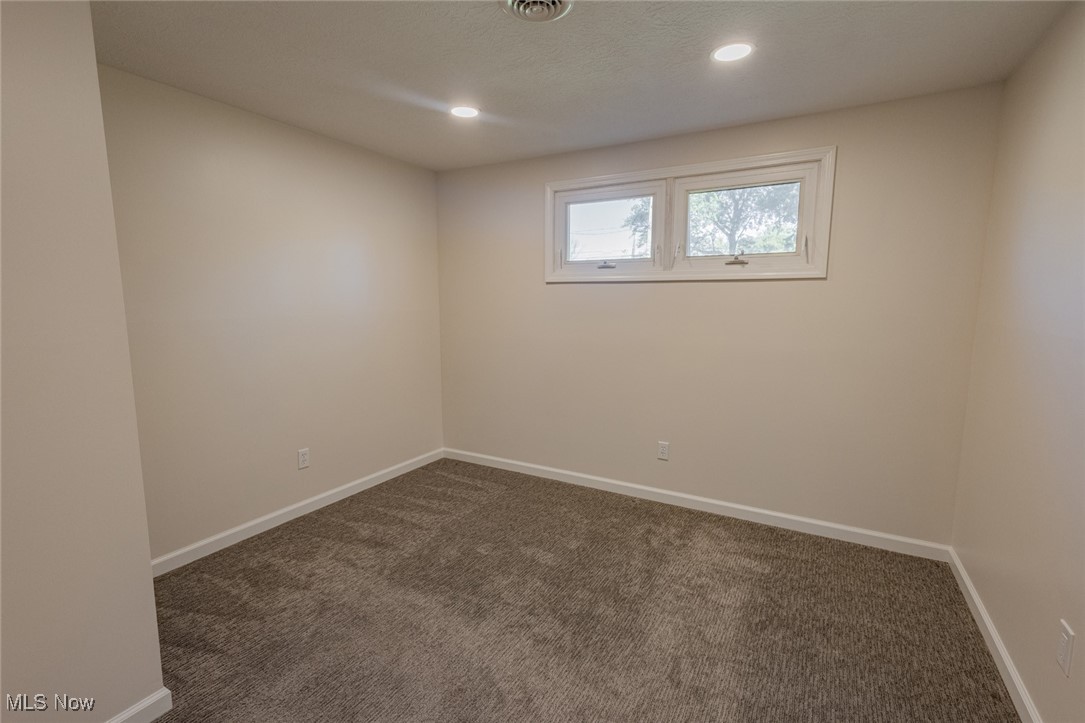 1932 Summers Avenue Streetsboro OH 44241