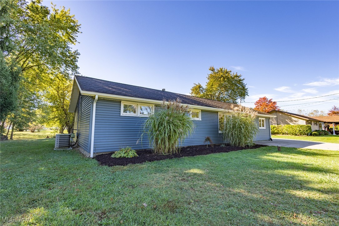 1932 Summers Avenue Streetsboro OH 44241