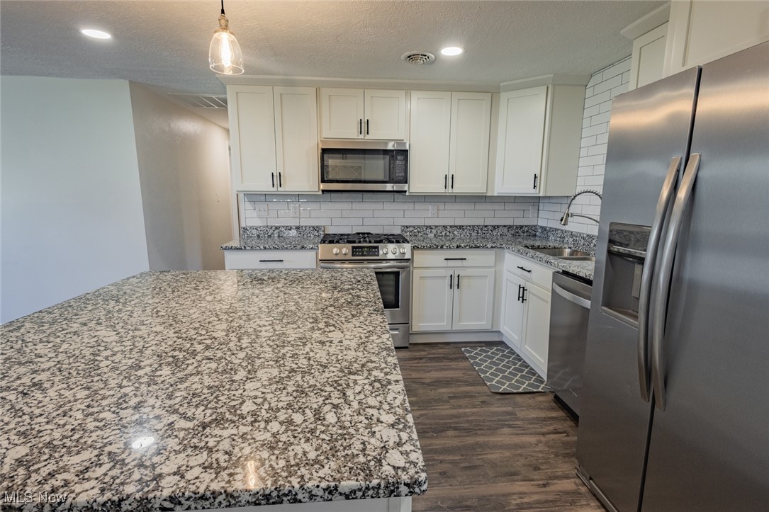 1932 Summers Avenue Streetsboro OH 44241