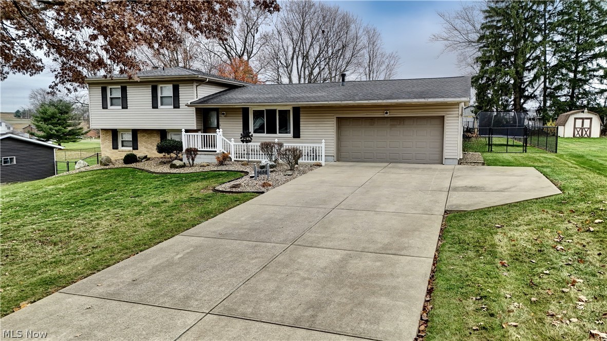 5686 Darletta Street SW Navarre OH 44662