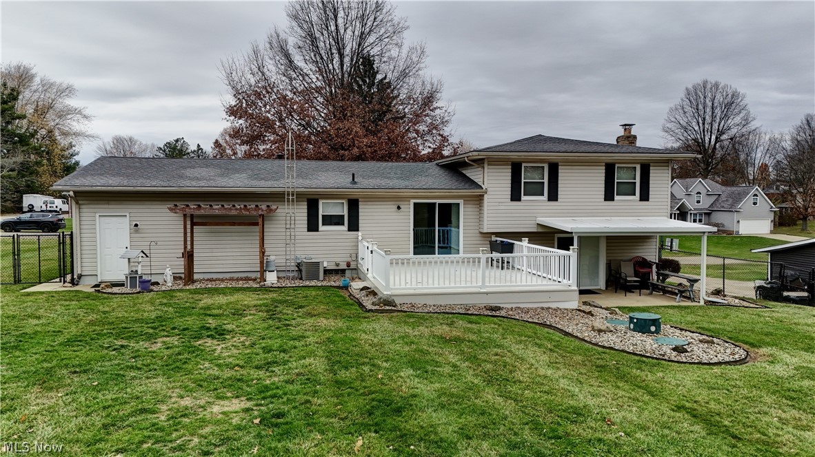 5686 Darletta Street SW Navarre OH 44662