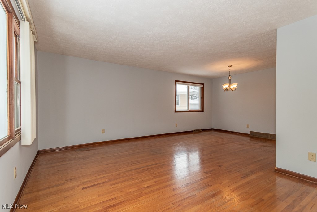 24350 Russell Avenue Euclid OH 44123