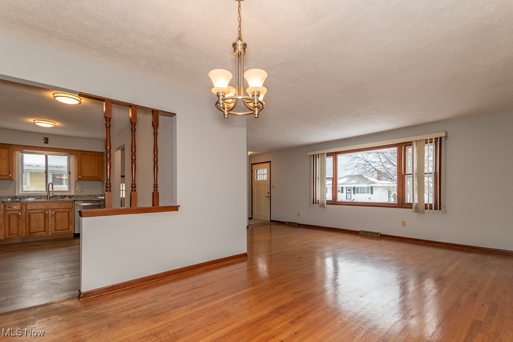 24350 Russell Avenue Euclid OH 44123