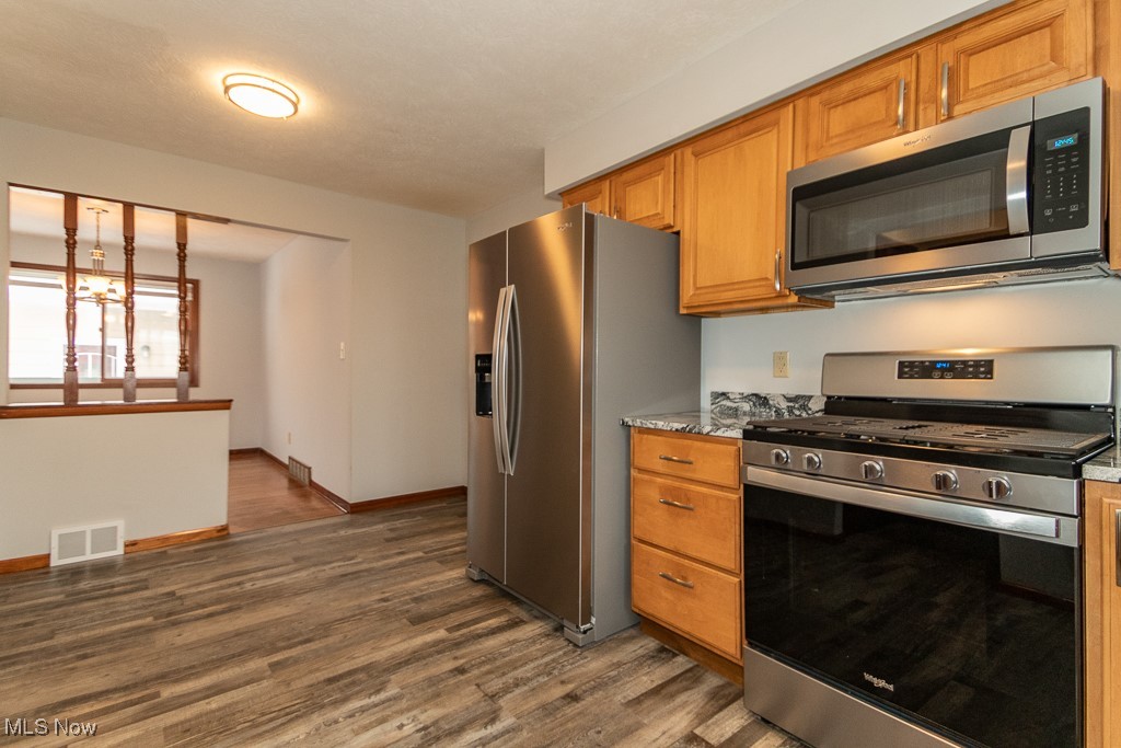 24350 Russell Avenue Euclid OH 44123