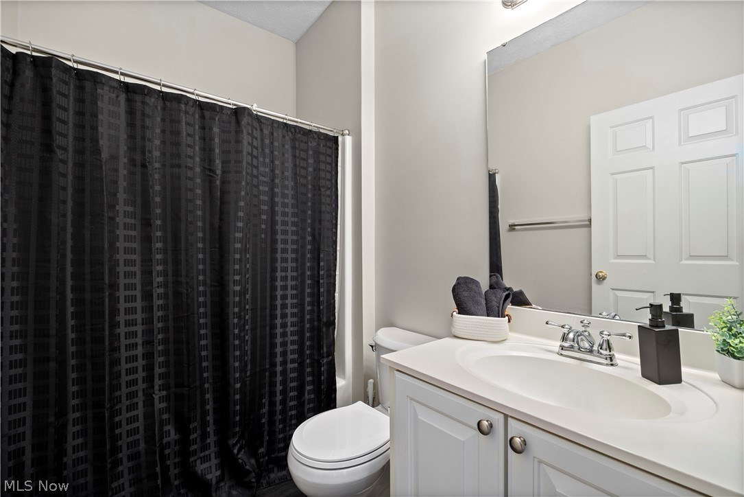 5052 Forestland Court Brunswick OH 44212