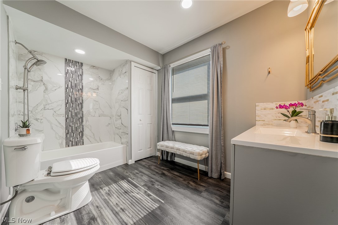3273 E Scarborough Road Cleveland Heights OH 44118