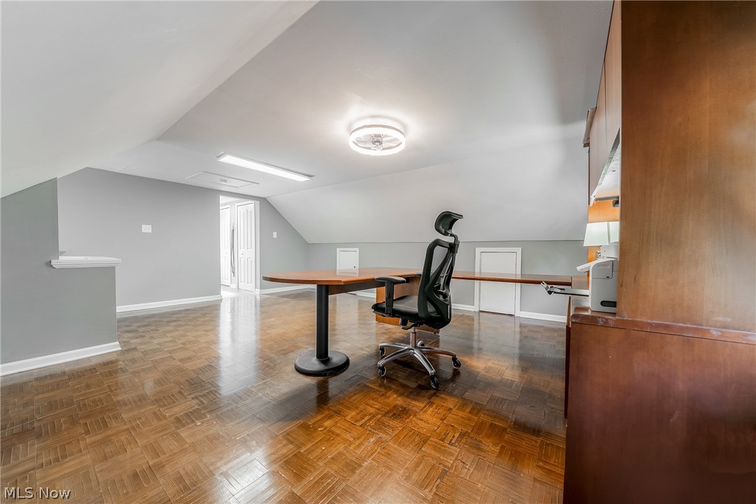 3273 E Scarborough Road Cleveland Heights OH 44118