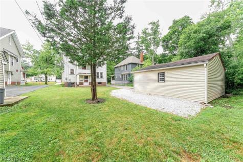 3273 E Scarborough Road Cleveland Heights OH 44118