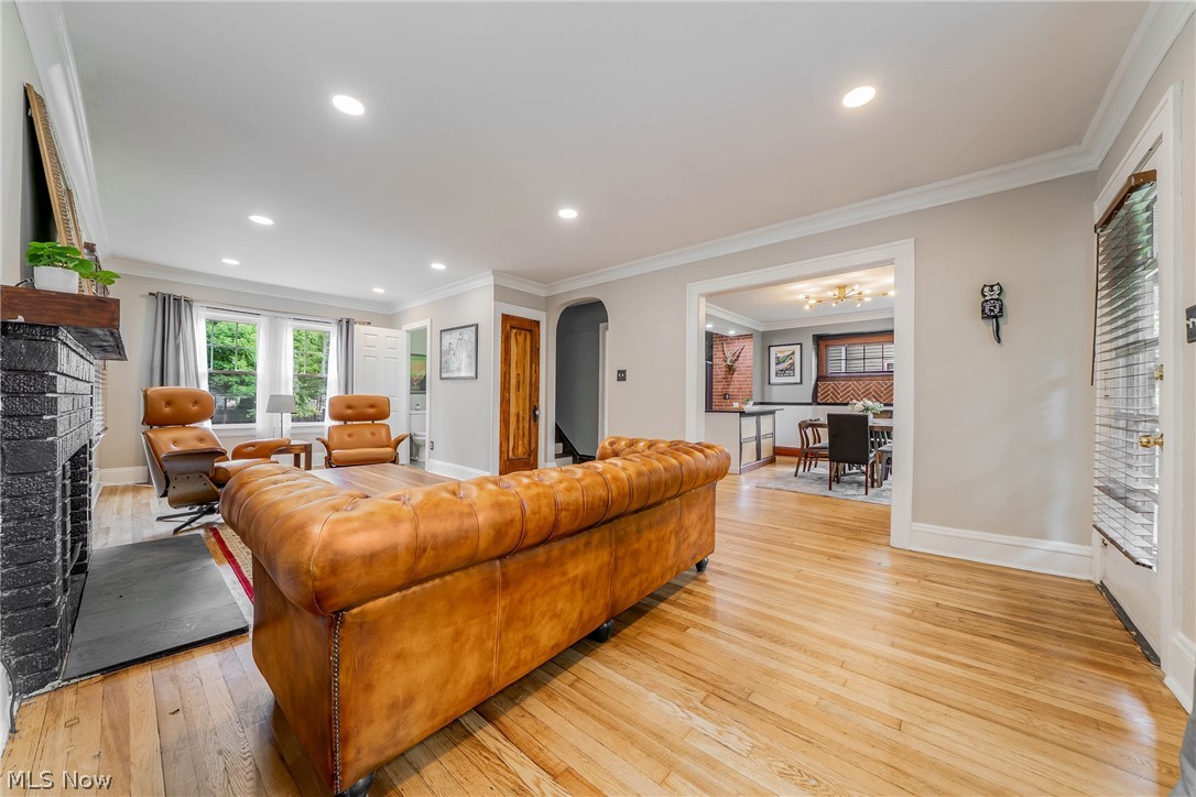 3273 E Scarborough Road Cleveland Heights OH 44118
