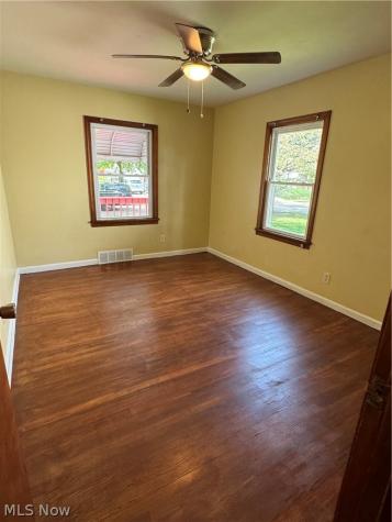 1445 Burkhardt Avenue Akron OH 44301
