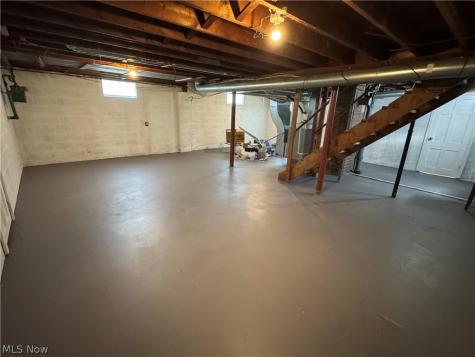 1445 Burkhardt Avenue Akron OH 44301