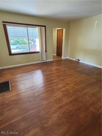 1445 Burkhardt Avenue Akron OH 44301