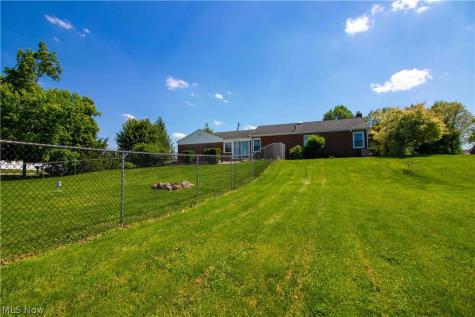 10381 Portage Street NW Canal Fulton OH 44614