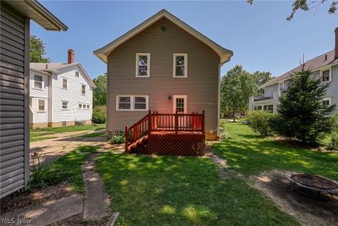 246 Lawrence Street Ravenna OH 44266