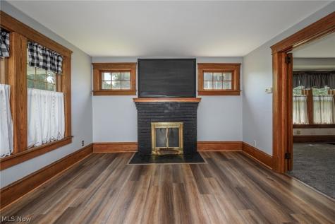 246 Lawrence Street Ravenna OH 44266