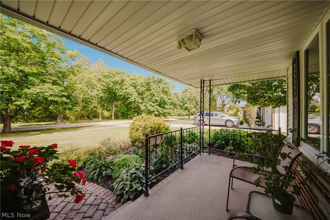 7435 Nethersole Drive Middleburg Heights OH 44130