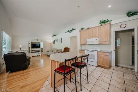 7435 Nethersole Drive Middleburg Heights OH 44130
