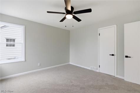 295 E 276th Street Euclid OH 44132
