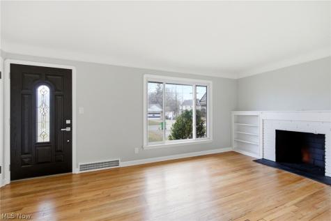 295 E 276th Street Euclid OH 44132