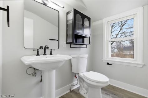 295 E 276th Street Euclid OH 44132