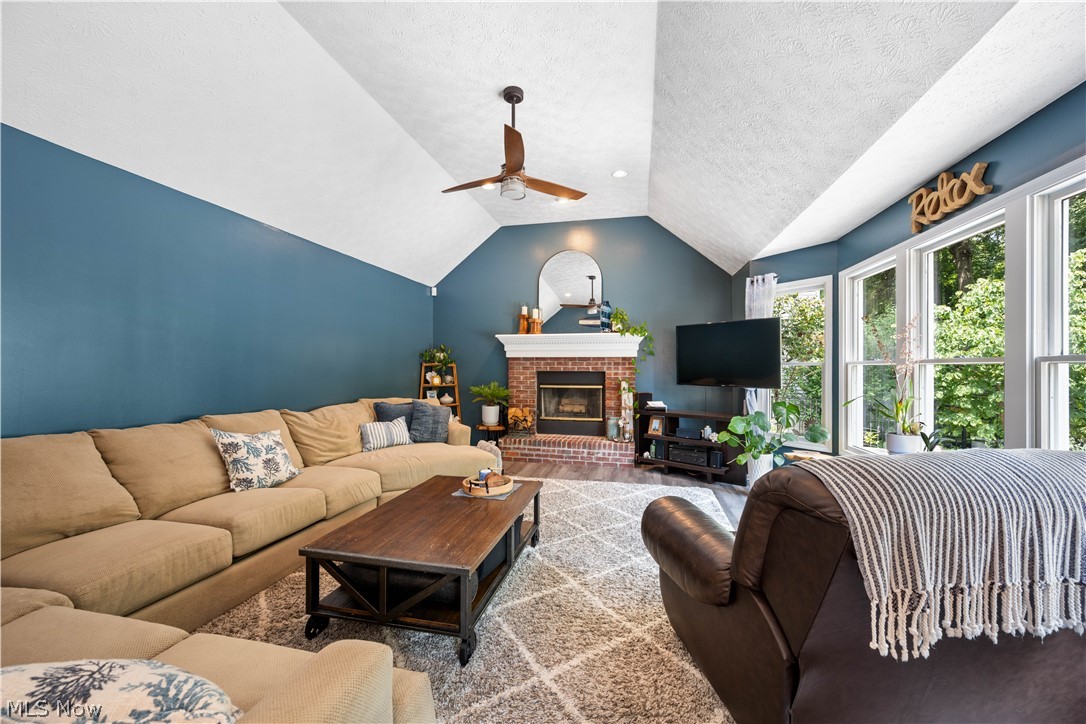 423 Crestwood Drive Avon Lake OH 44012