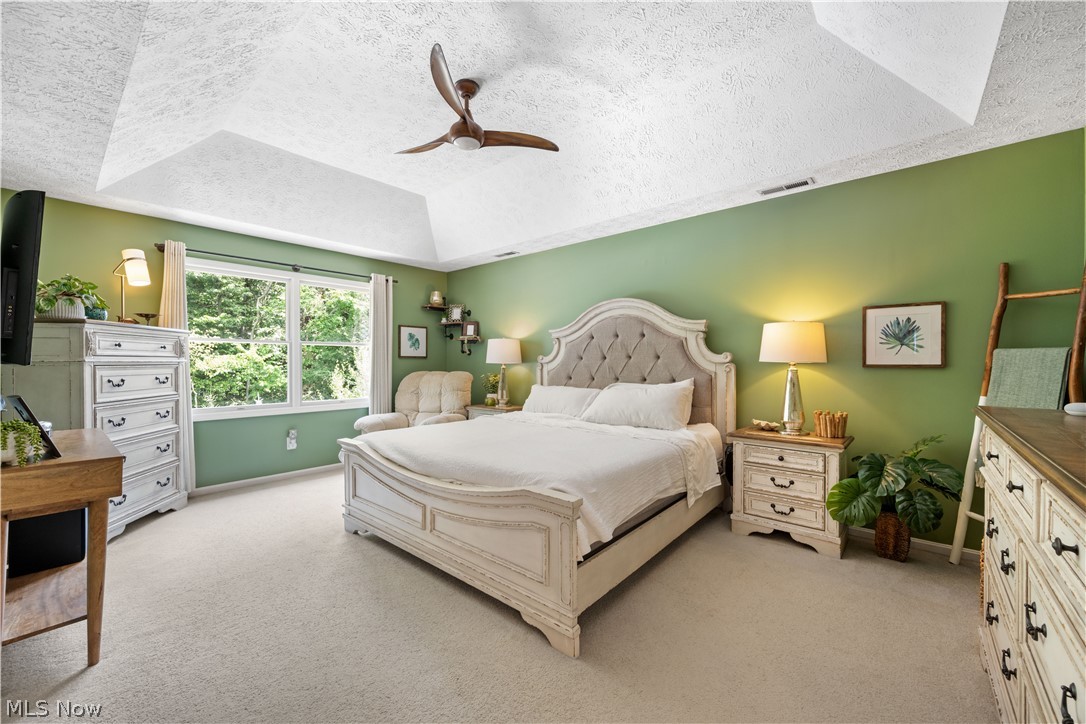423 Crestwood Drive Avon Lake OH 44012