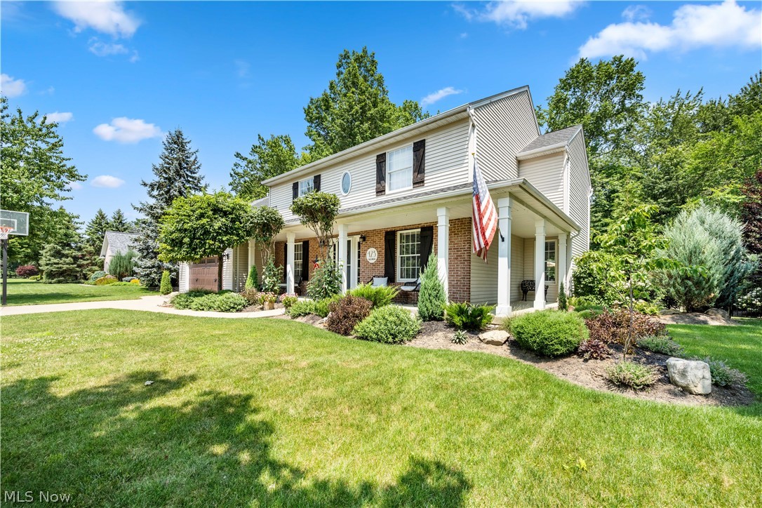423 Crestwood Drive Avon Lake OH 44012