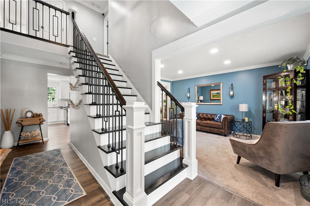 423 Crestwood Drive Avon Lake OH 44012