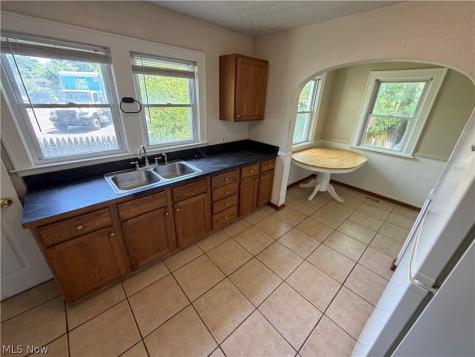 918 Frederick Boulevard Akron OH 44320