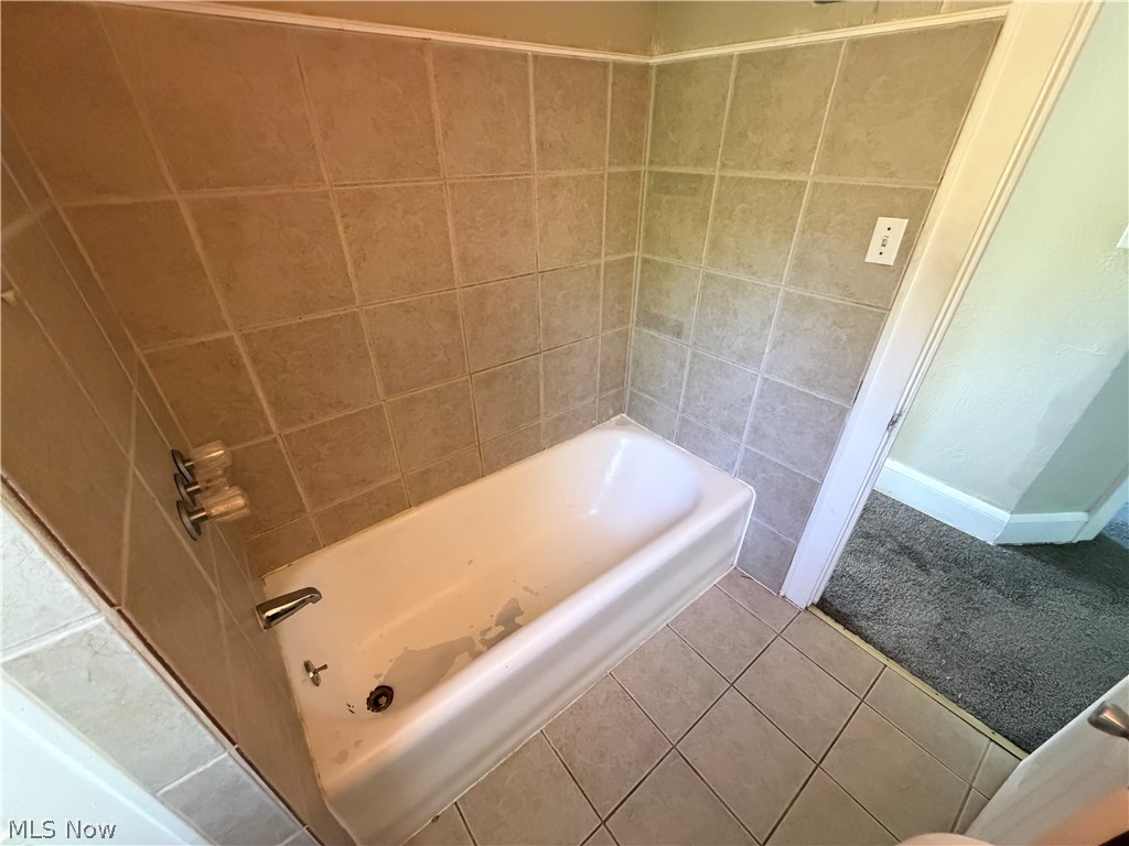 918 Frederick Boulevard Akron OH 44320