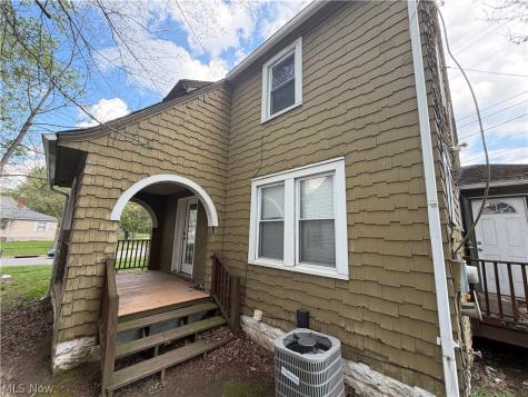 918 Frederick Boulevard Akron OH 44320