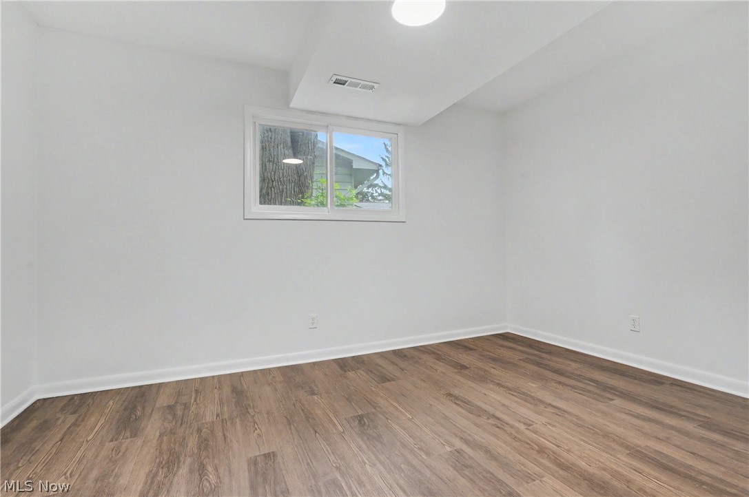 6536 Duneden Avenue Solon OH 44139
