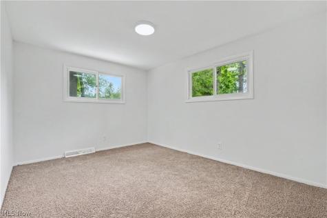 6536 Duneden Avenue Solon OH 44139