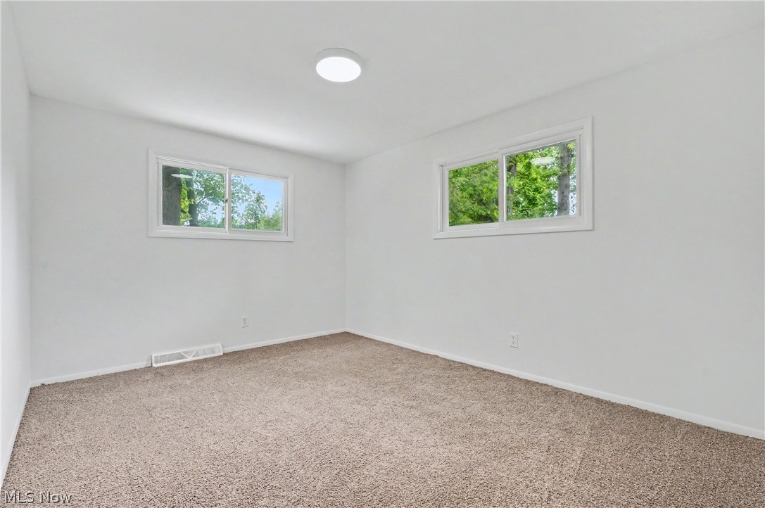 6536 Duneden Avenue Solon OH 44139