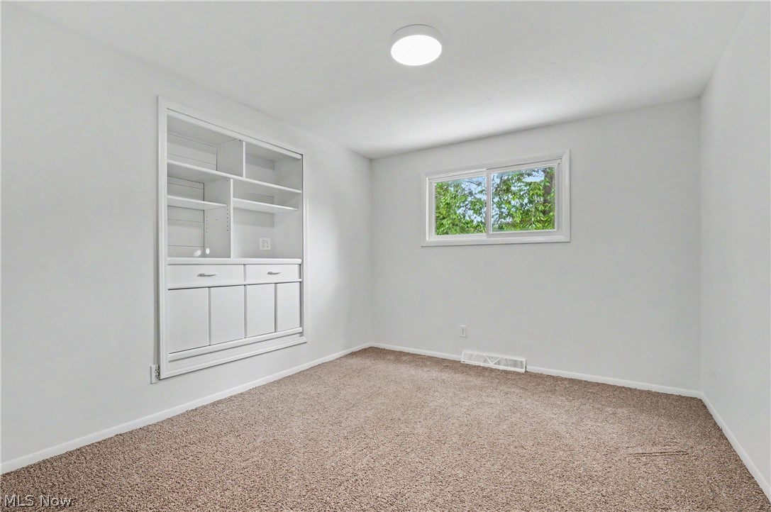 6536 Duneden Avenue Solon OH 44139