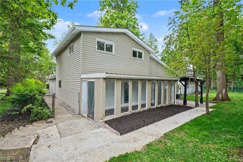 6536 Duneden Avenue Solon OH 44139