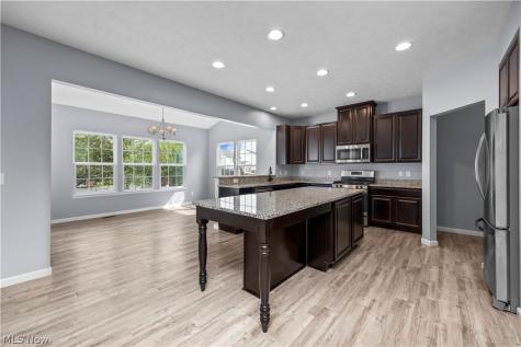 3109 Woodland Trail Avon OH 44011