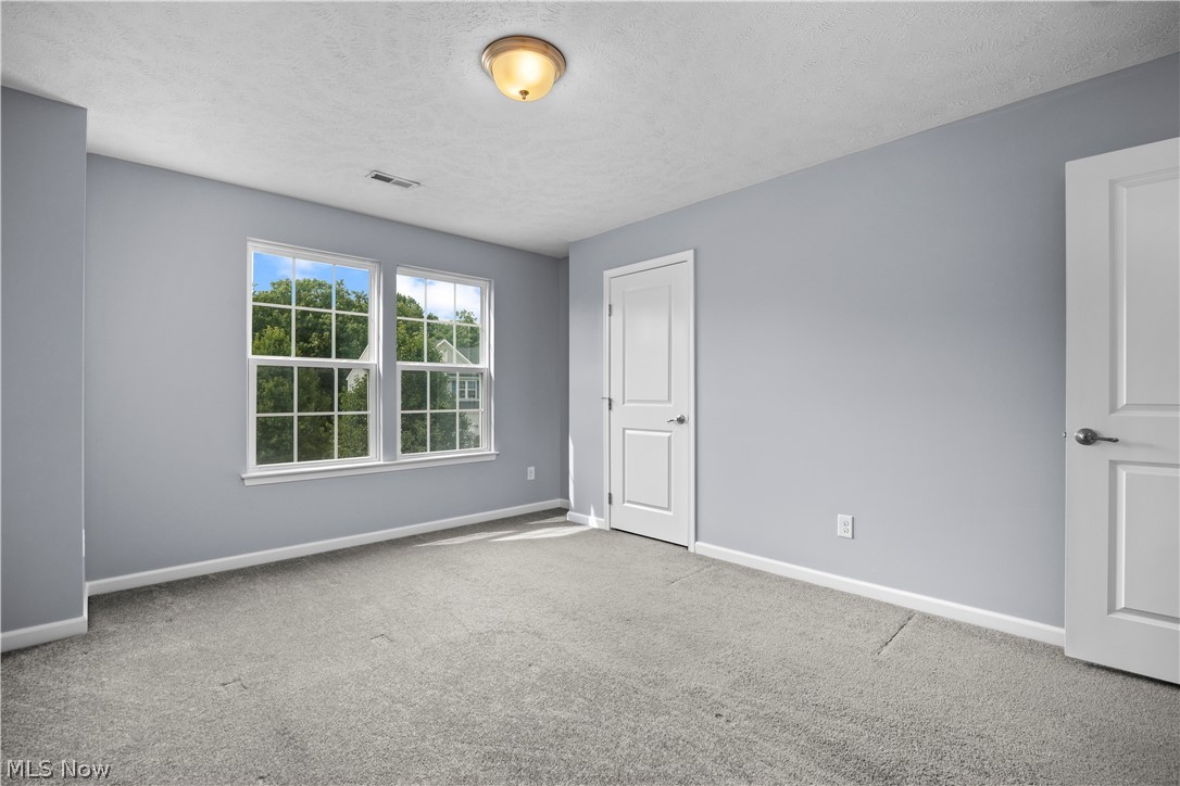 3109 Woodland Trail Avon OH 44011
