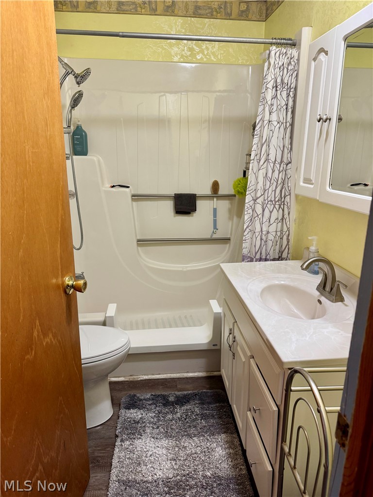 436 N 8th Street Coshocton OH 43812