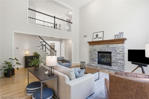 780 S Sussex Court Aurora OH 44202