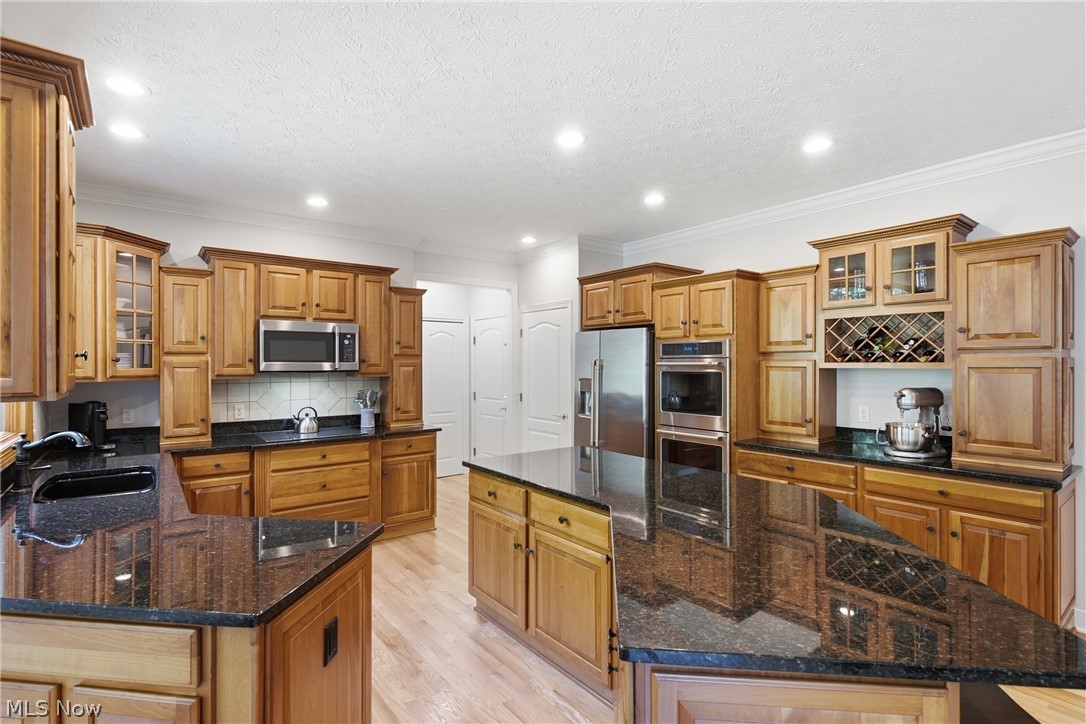 780 S Sussex Court Aurora OH 44202