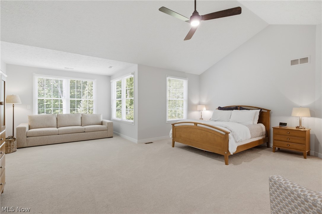 780 S Sussex Court Aurora OH 44202
