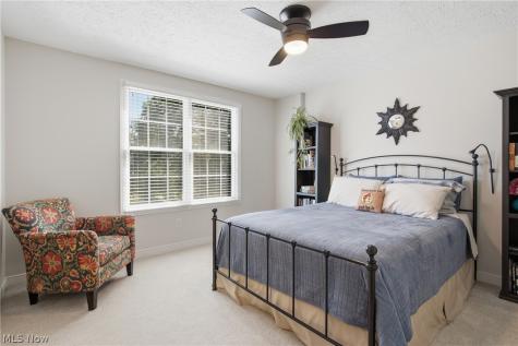 780 S Sussex Court Aurora OH 44202